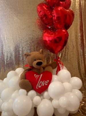 Teddy-on-Clouds-with-Red-Heart-Shape-Foil-Balloons-main-photo